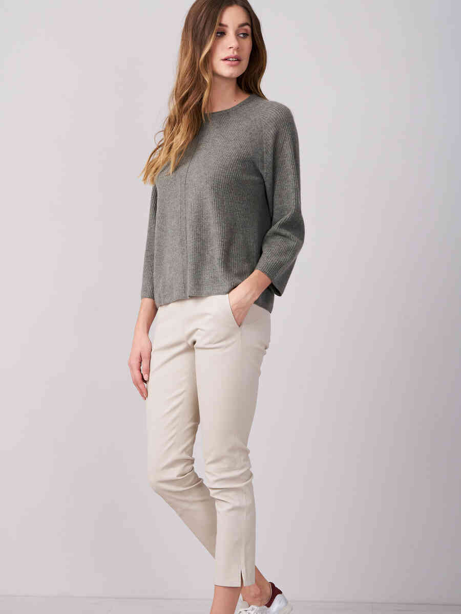 Loose fit cashmere sweater with ribbed texture image number 3