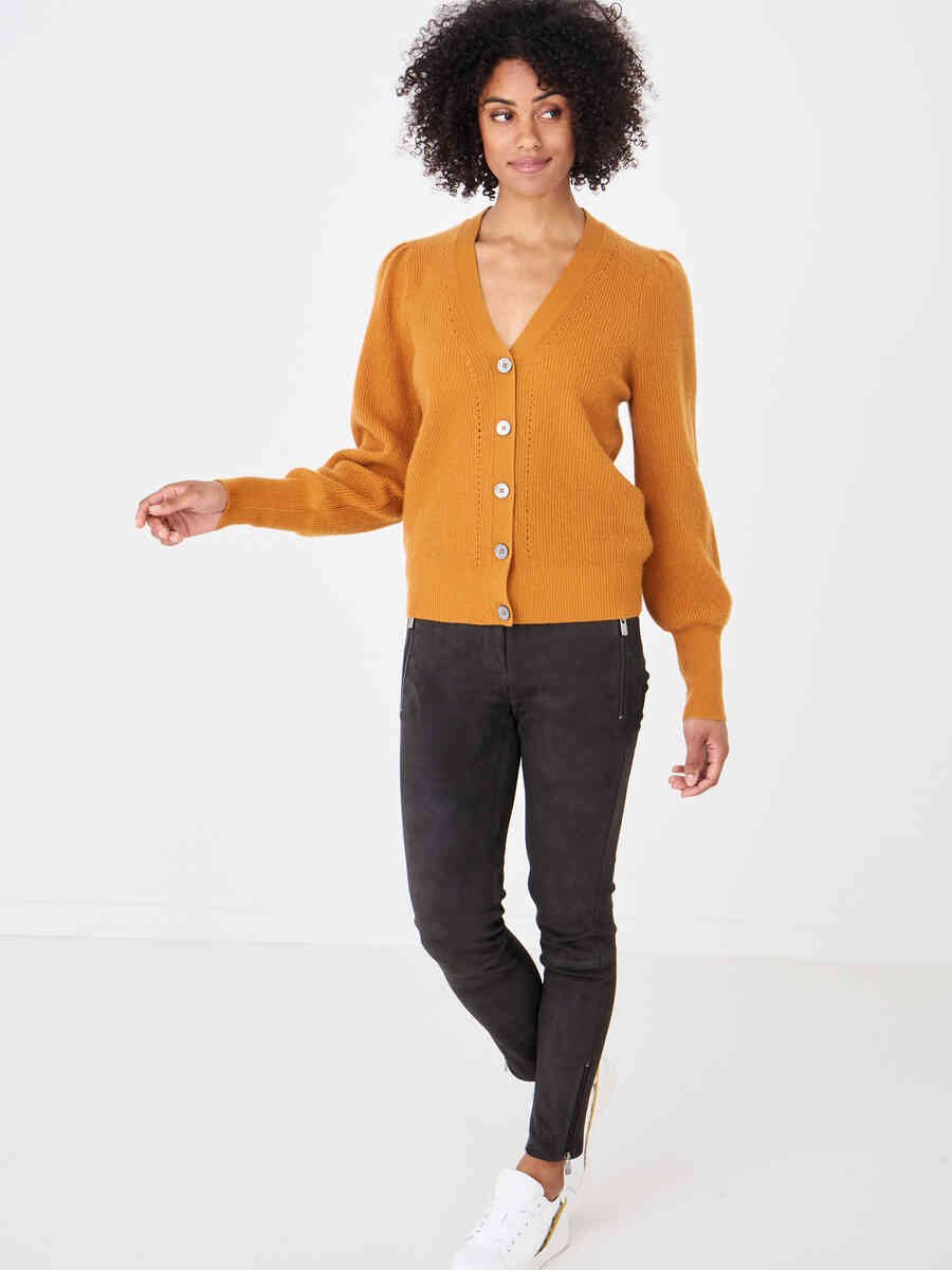 Cropped ribbed cashmere cardigan with openwork details image number 3