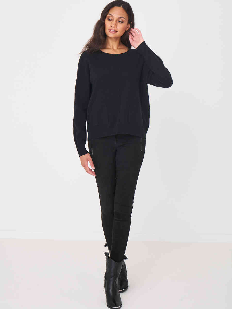 Cashmere sweater with front pockets image number 3