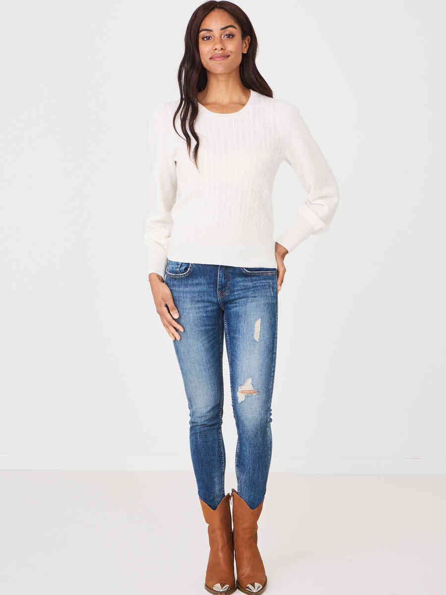 Cropped cashmere sweater with fine cable pattern image number 3