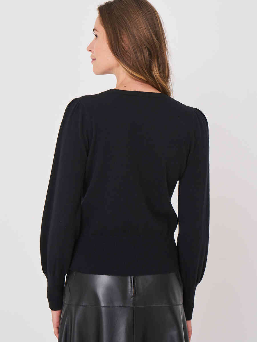 Cropped cashmere sweater with fine cable pattern image number 5