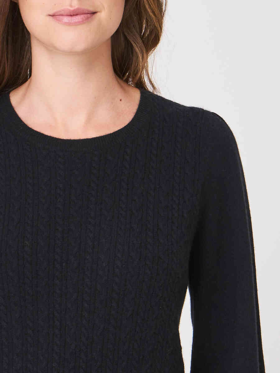 Cropped cashmere sweater with fine cable pattern image number 6