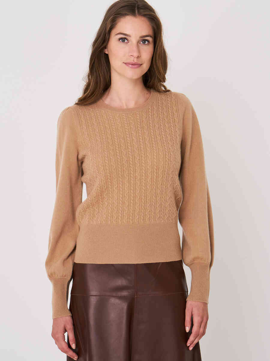 Cropped cashmere sweater with fine cable pattern image number 12