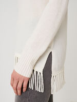 Organic cashmere sweater with diagonal fringed hem image number 2