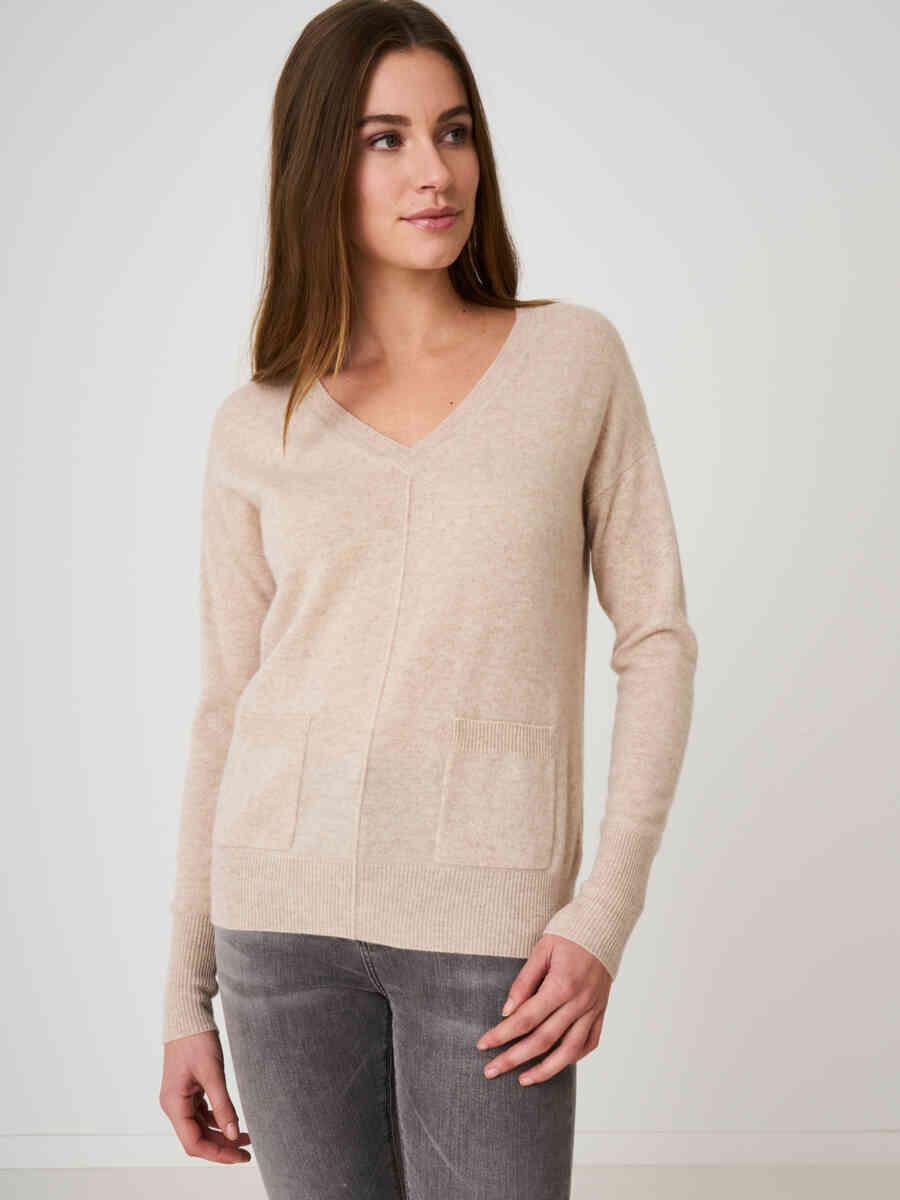 Organic cashmere pullover with front pockets