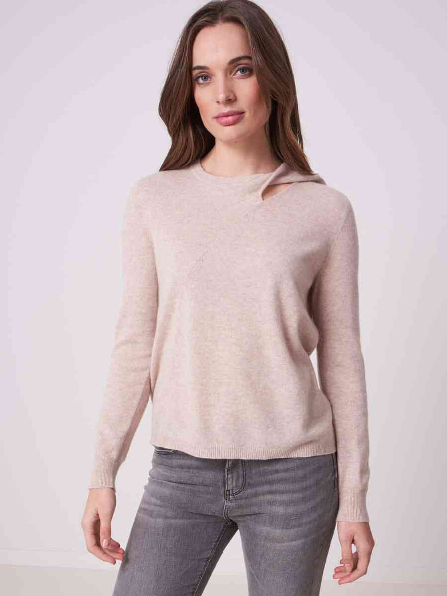 Organic cashmere sweater with fashionable knotted neckline