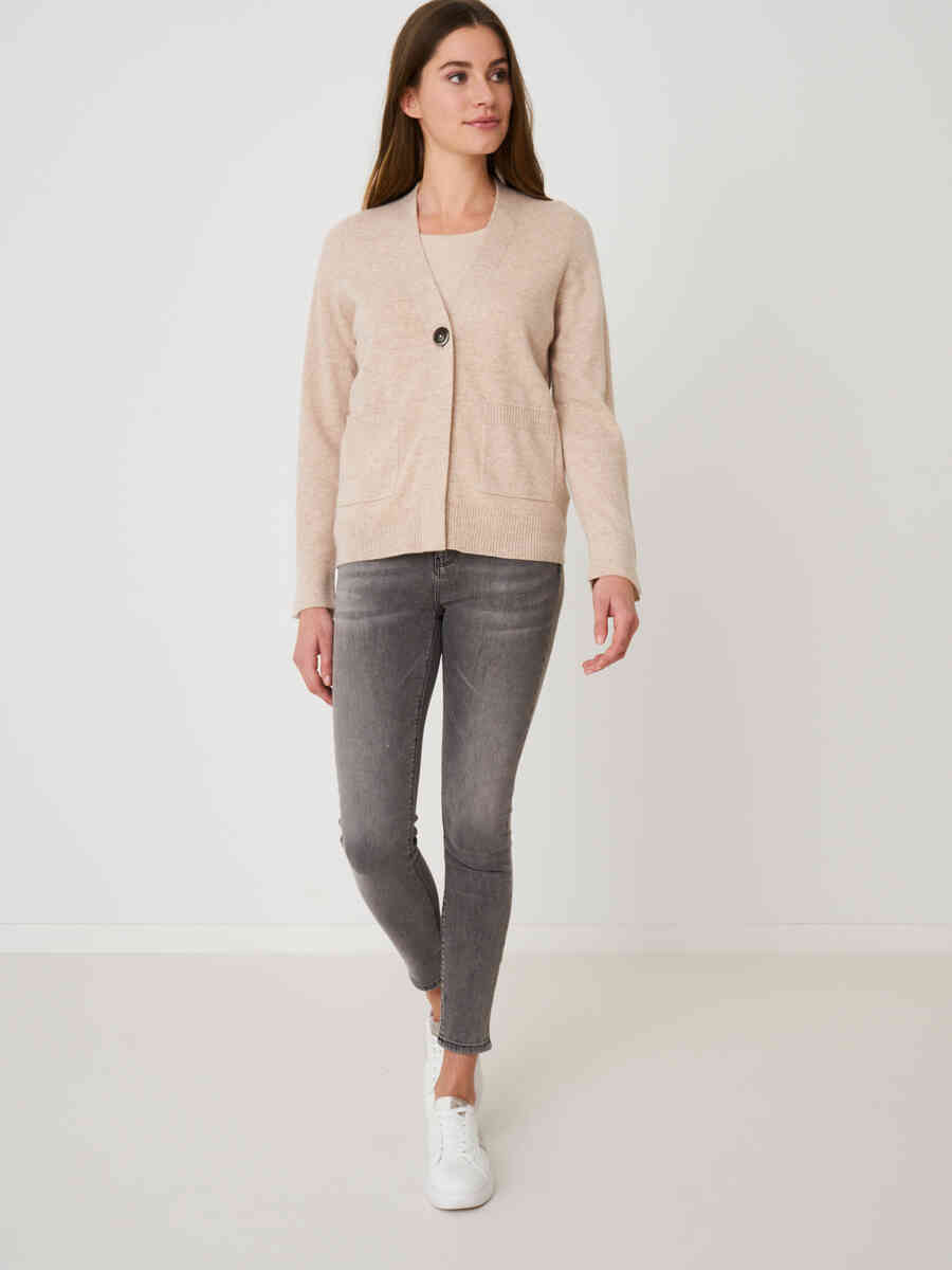 Organic cashmere cardigan with front pockets image number 3