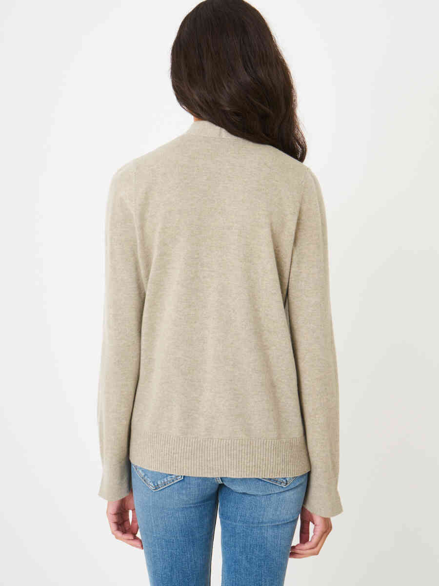 Organic cashmere cardigan with front pockets image number 5