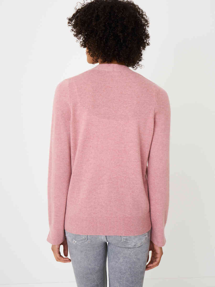 Organic cashmere cardigan with front pockets image number 9