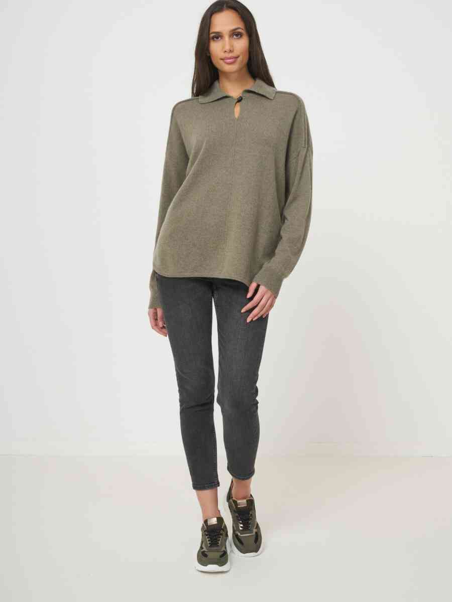 Cashmere sweater with polo neck and back pleat image number 3