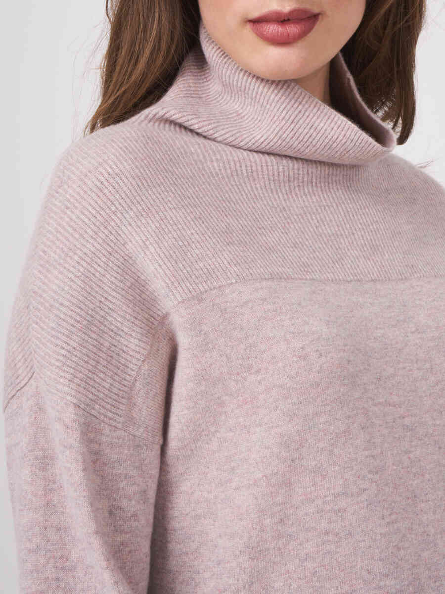 Cashmere sweater with rib knit stand collar image number 2