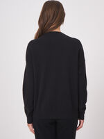 Organic cashmere sweater with ribbed V-neck image number 1