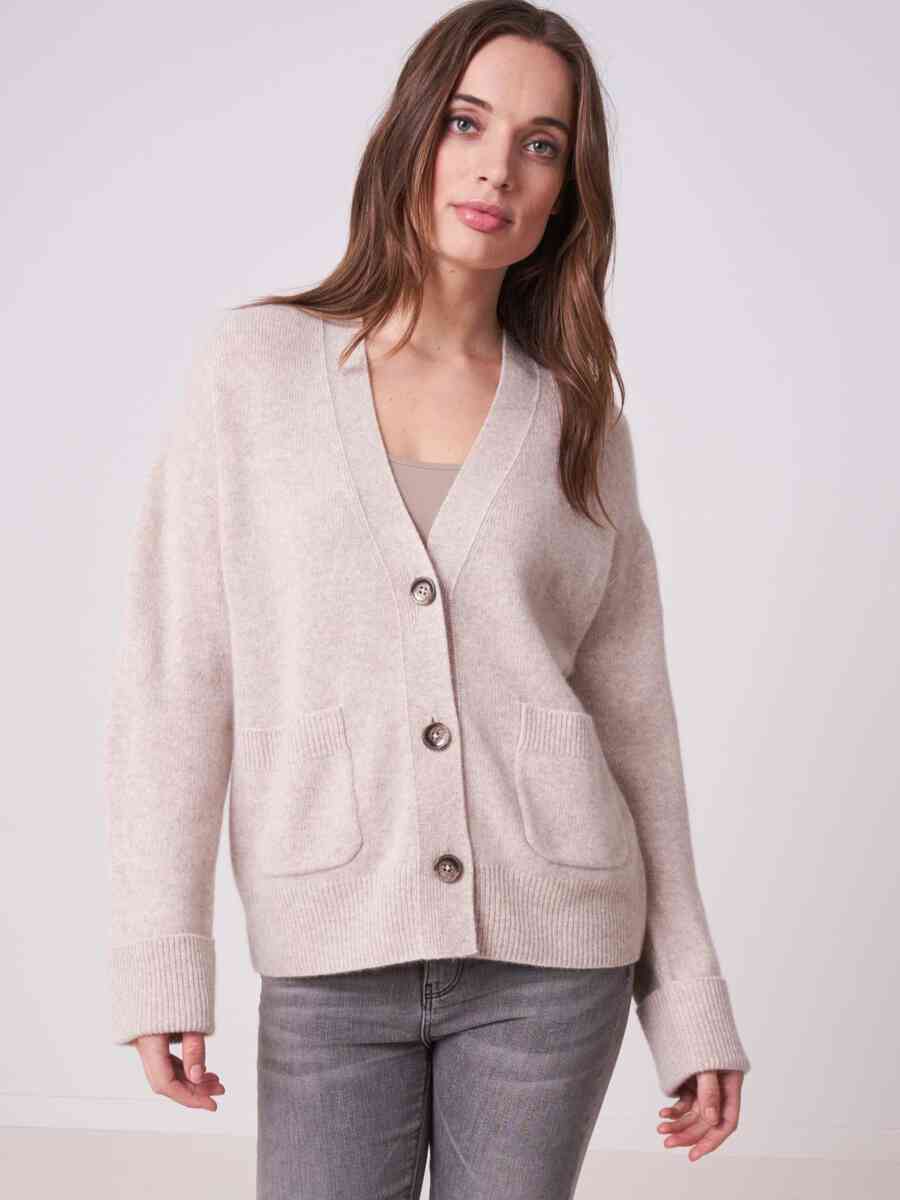 Buttoned organic cashmere cardigan with pockets image number 0
