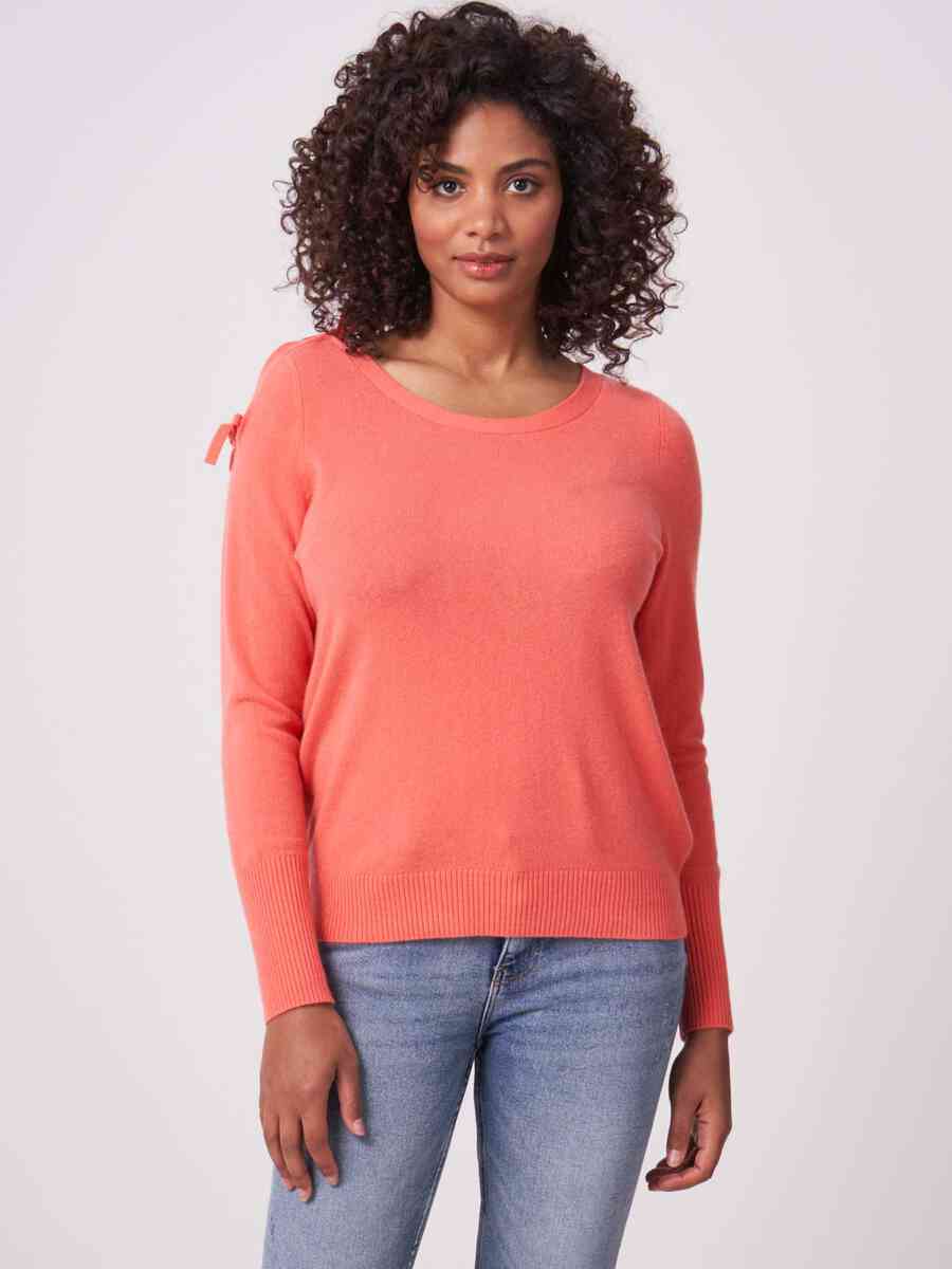 Organic cashmere sweater with bow detail on shoulder