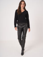 V-neck cashmere sweater with batwing sleeves image number 4