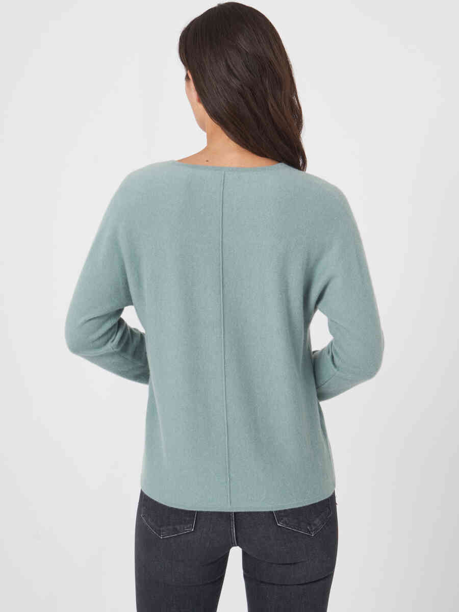 V-neck cashmere sweater with batwing sleeves image number 1