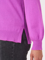 Cashmere sweater with Audrey Hepburn style boat neck collar image number 4