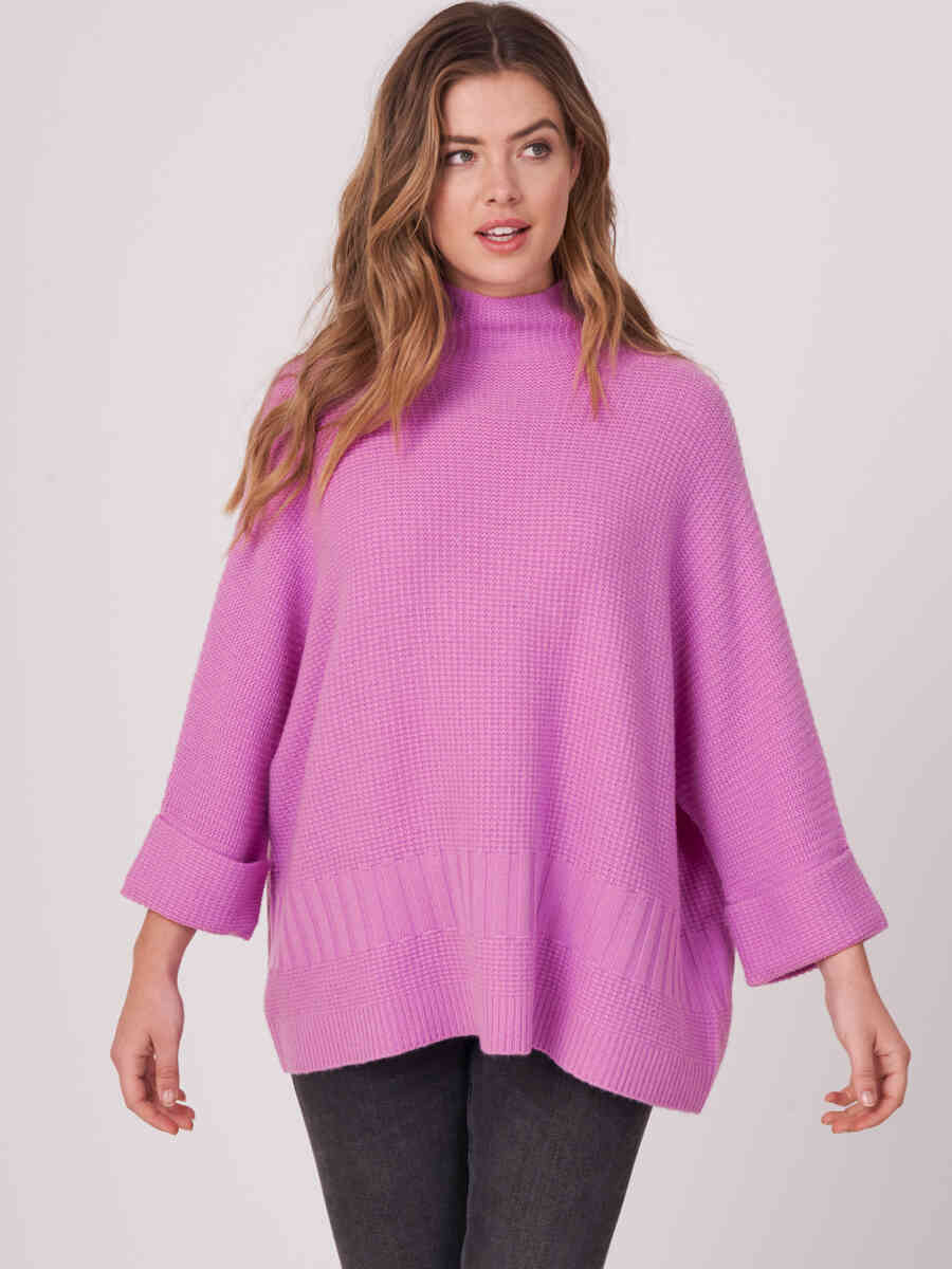 Poncho pullover with stand collar and turn-up cuff image number 12