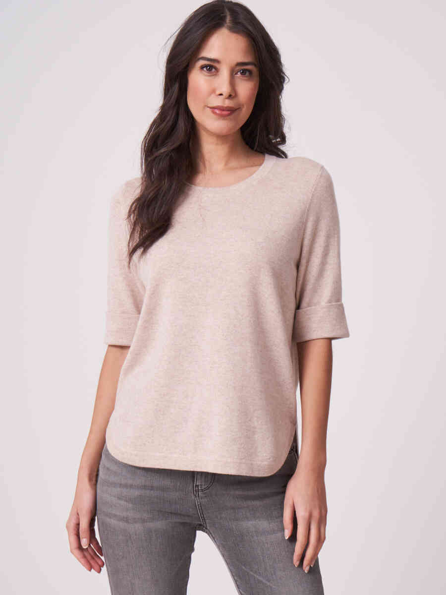 Organic cashmere silk blend sweater with round hem