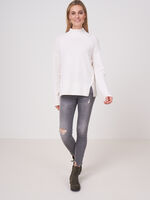 Pullover with stand collar and front slits image number 3