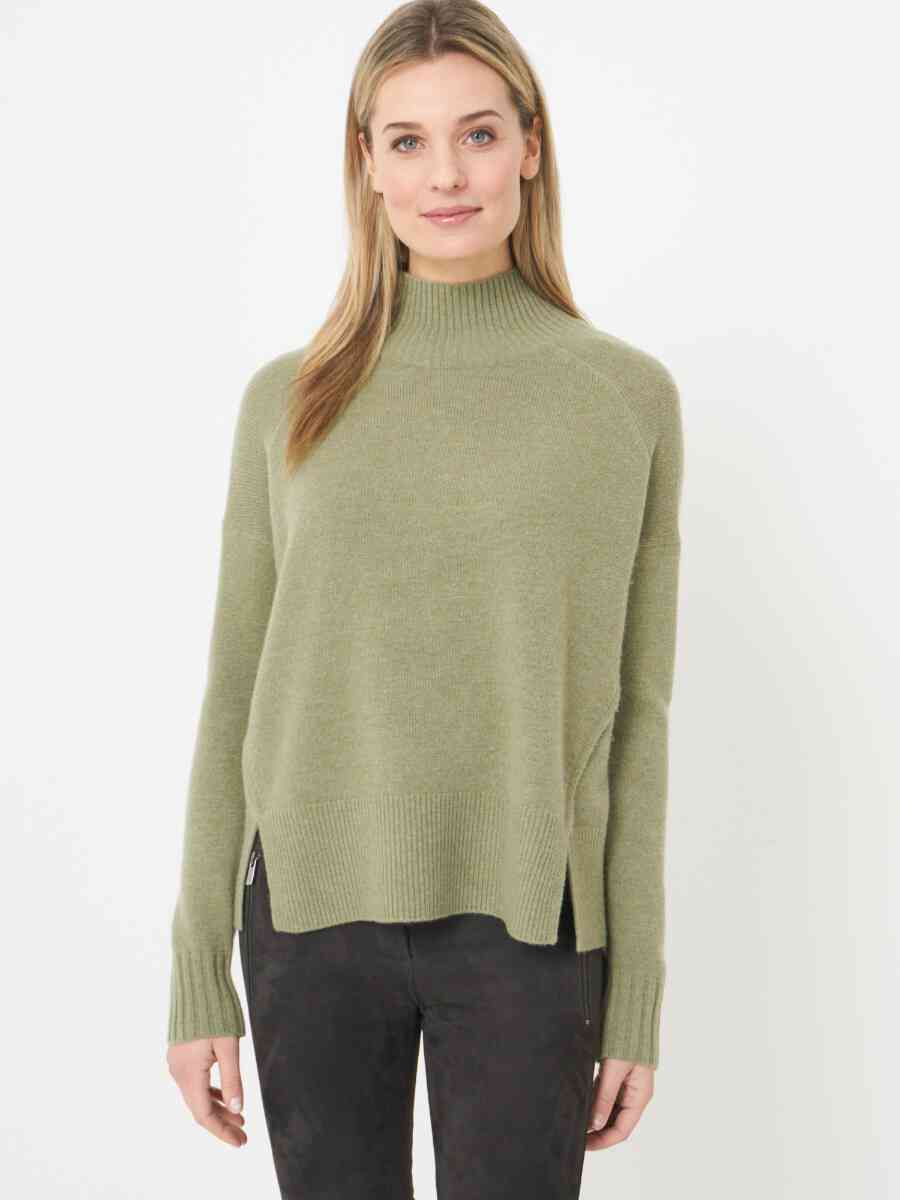 Pullover with stand collar and front slits image number 12