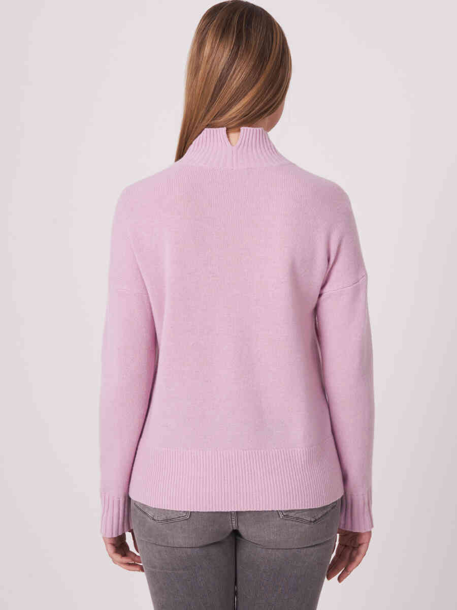Pullover with stand collar and front slits image number 21