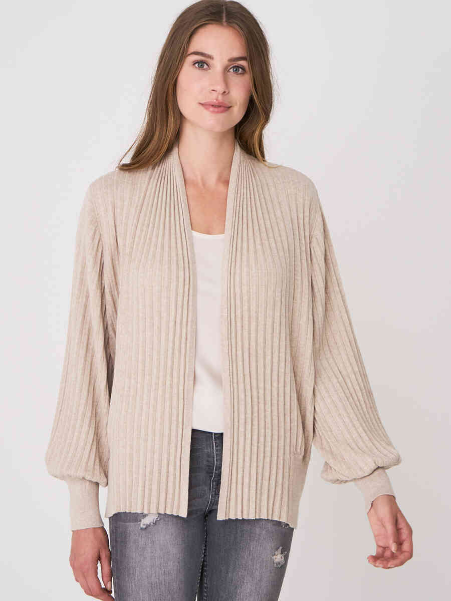 Cropped rib knit cardigan with pleated puff sleeves image number 8