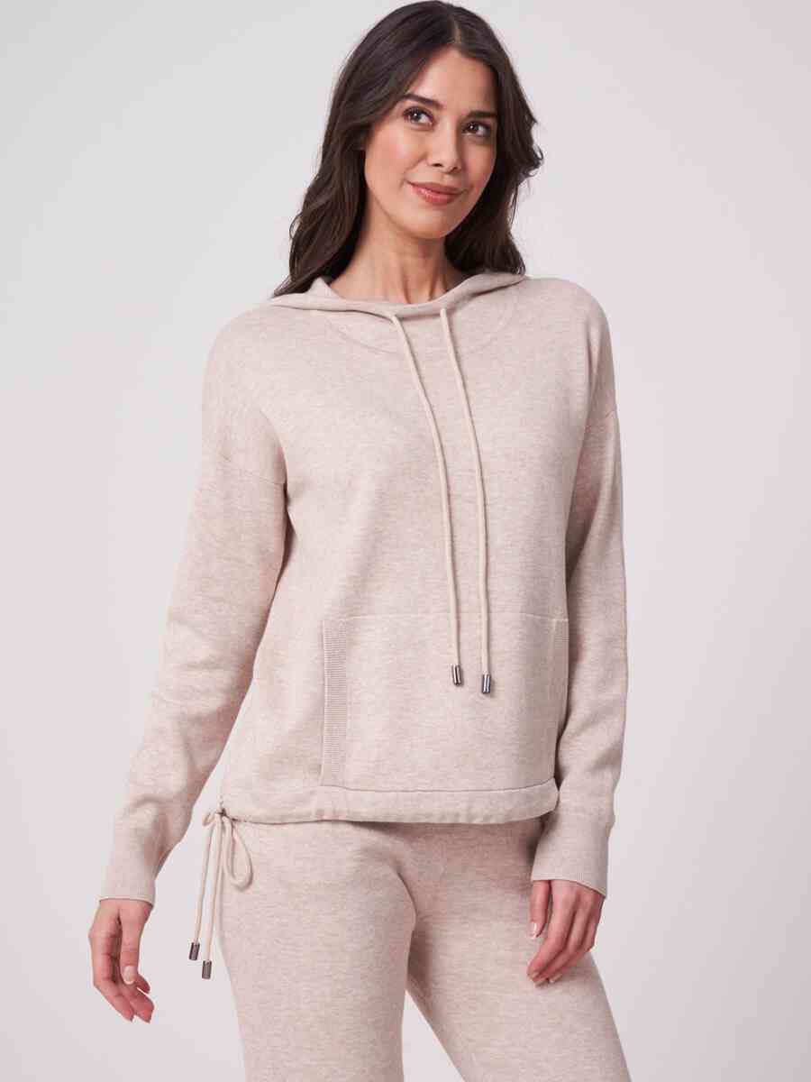 Knitted hoodie in organic cotton blend
