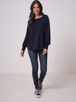 Cotton blend sweater with side buttons and round hem image number 3