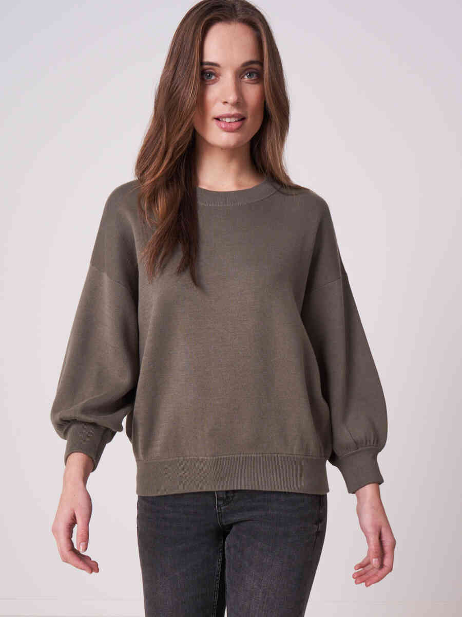Pure cotton knit sweater with 3/4 puff sleeves