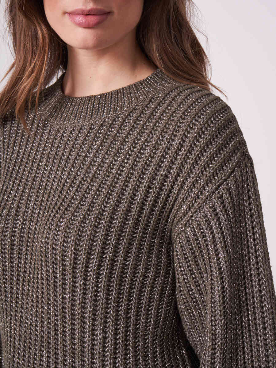 Shiny chunky rib knit sweater made of Italian fancy yarn image number 2