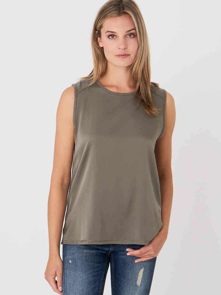 Top with silk front
