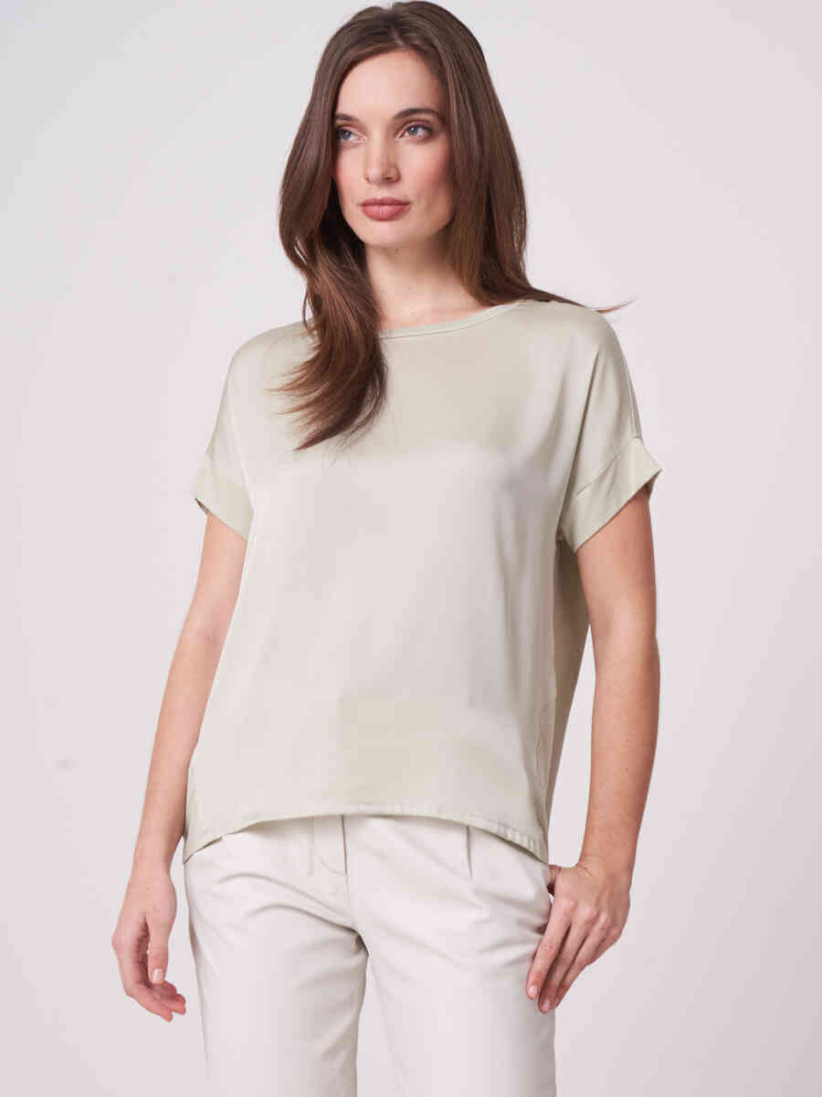 Top with silk front and fine knitted back