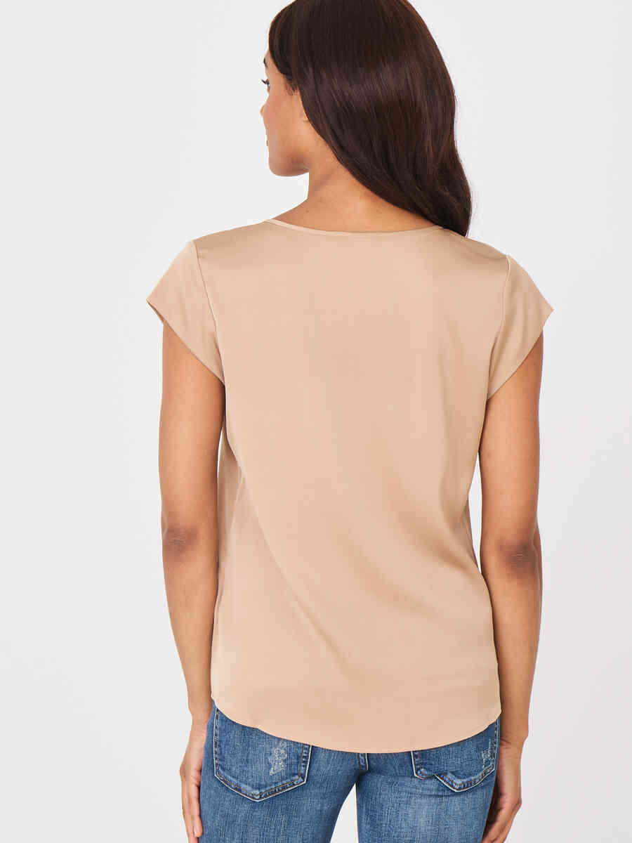 Silk top with breast pocket image number 1