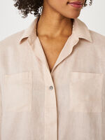 Basic pure linen blouse with breast pockets image number 2