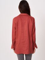 Basic pure linen blouse with open shirt collar image number 1