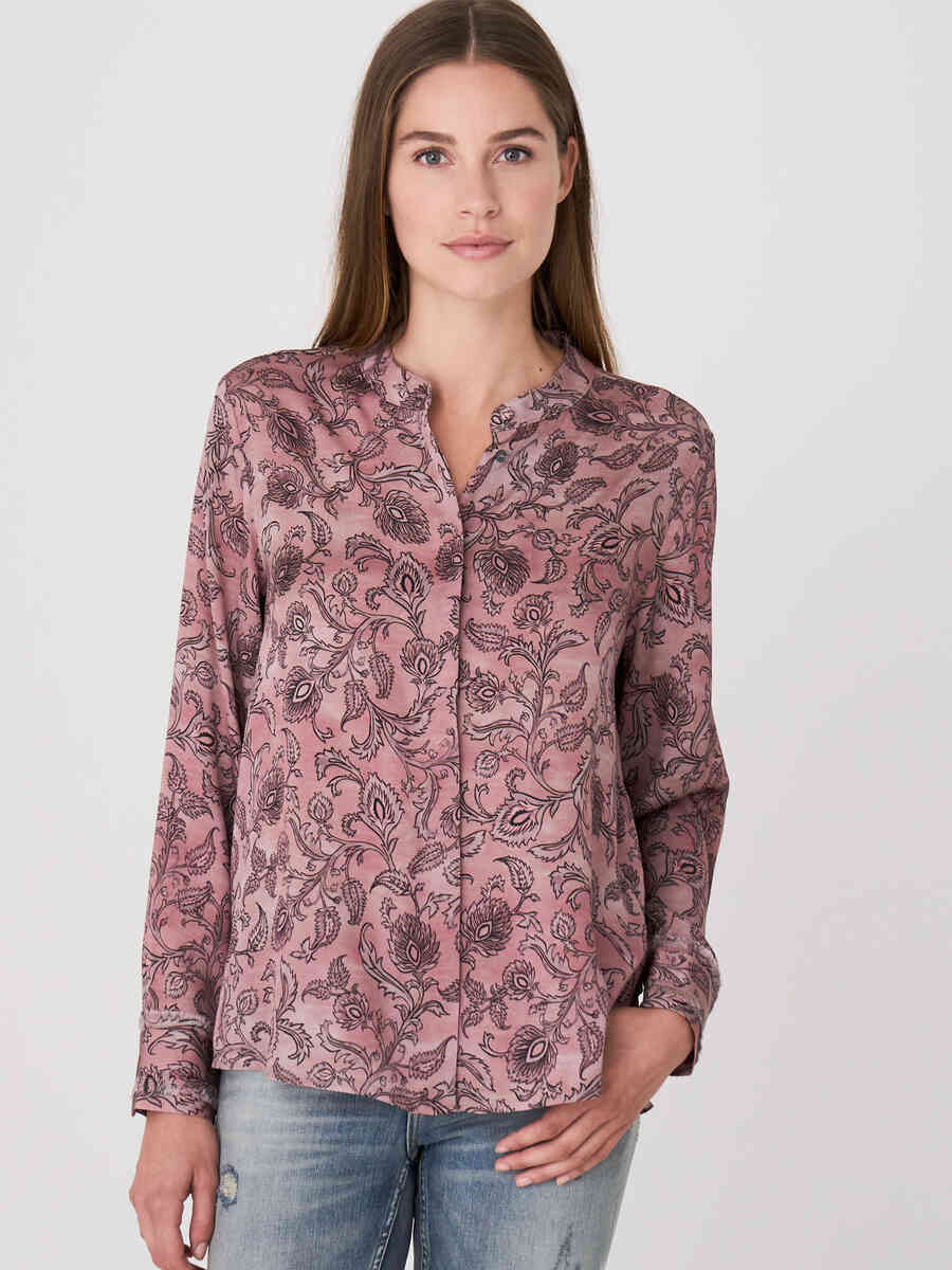 Stretch satin silk blouse in paisley leaves print with mandarin collar and fringed cuffs