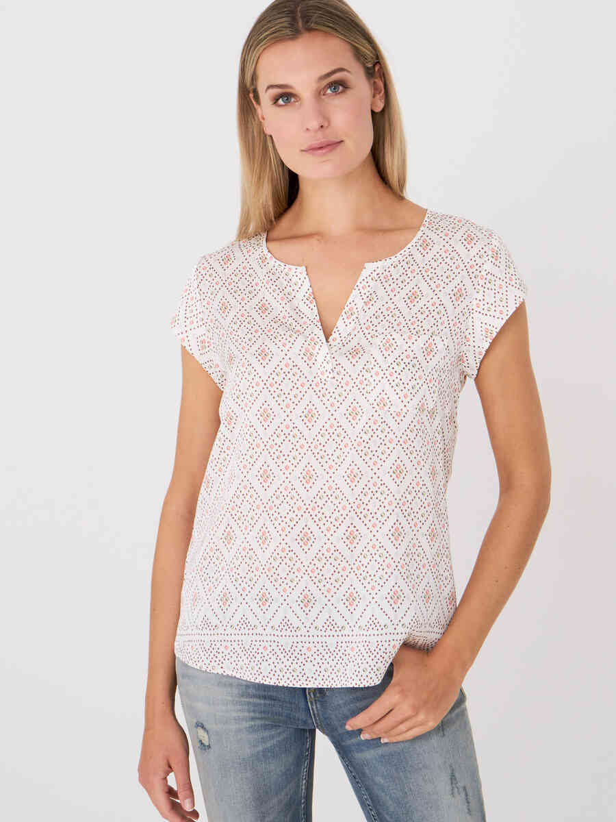 Stretch satin silk top with ethnic print and chest pocket