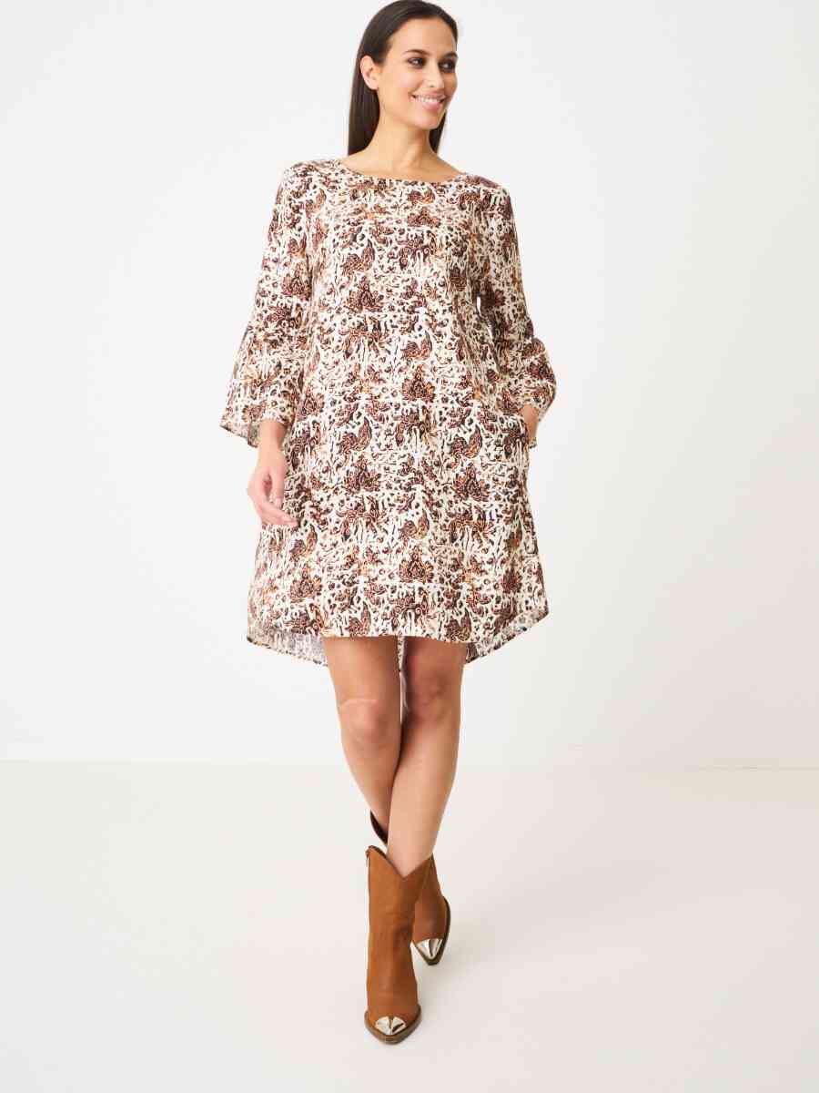 Linen dress with floral print and bow at back image number 0