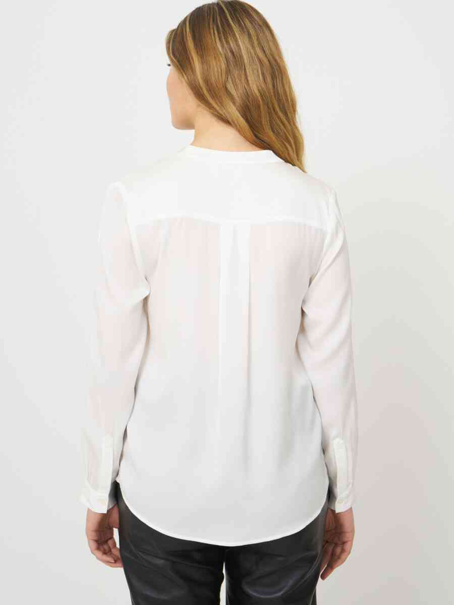 Silk blouse with mandarin collar image number 1