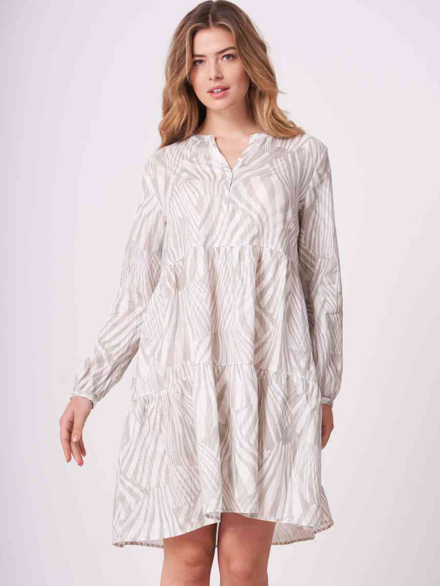 Linen tiered dress with wave print