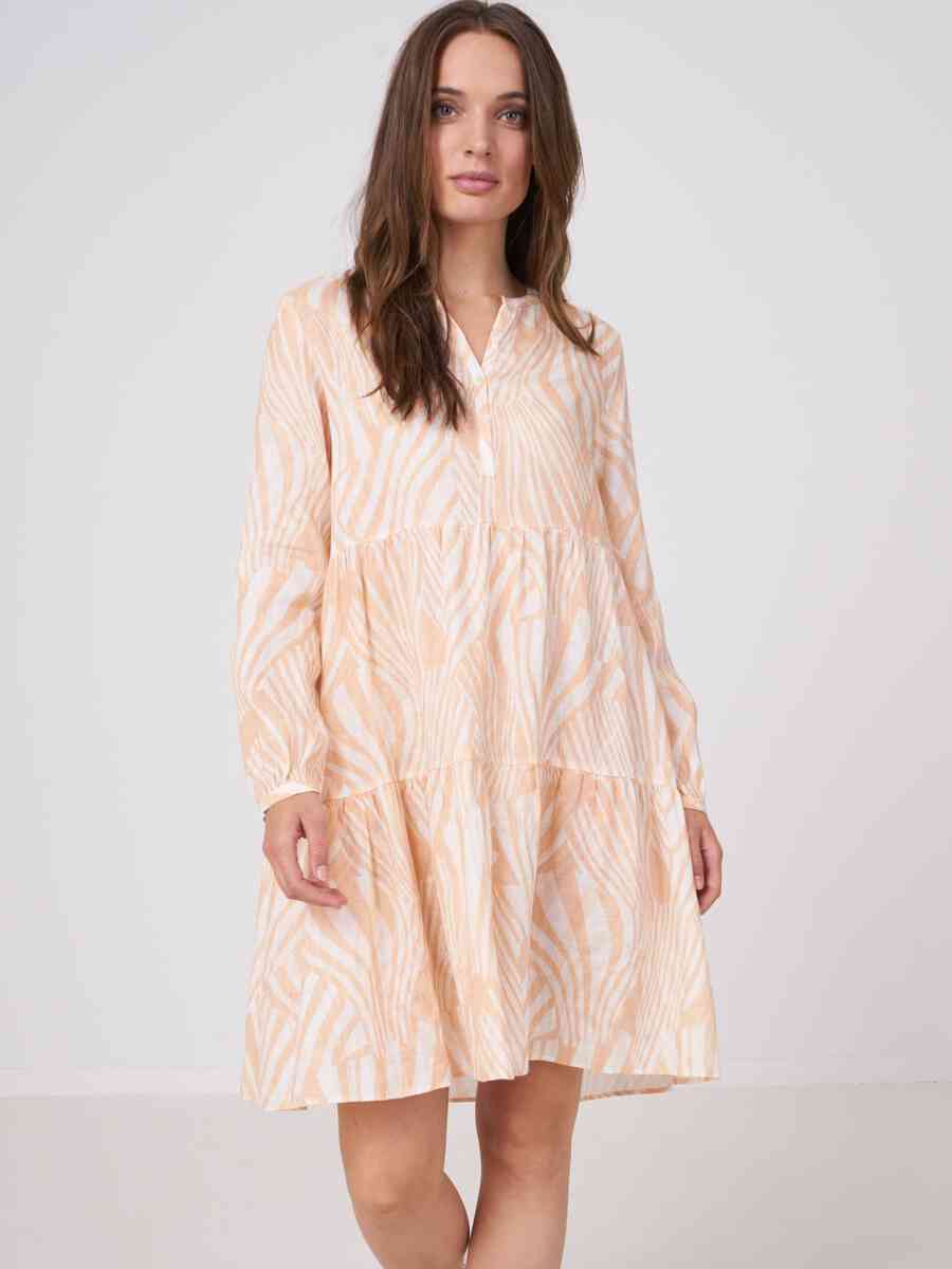 Linen tiered dress with wave print