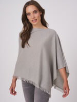 Fine knit organic cashmere poncho with fringes image number 4