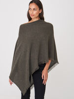 Fine knit organic cashmere poncho with fringes image number 32