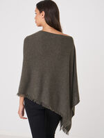 Fine knit organic cashmere poncho with fringes image number 33