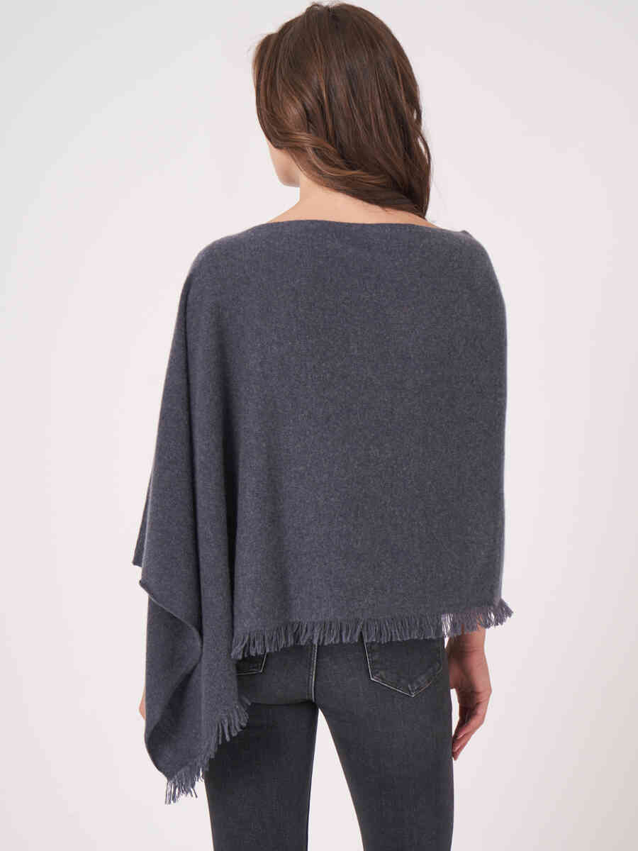 Fine knit organic cashmere poncho with fringes image number 11