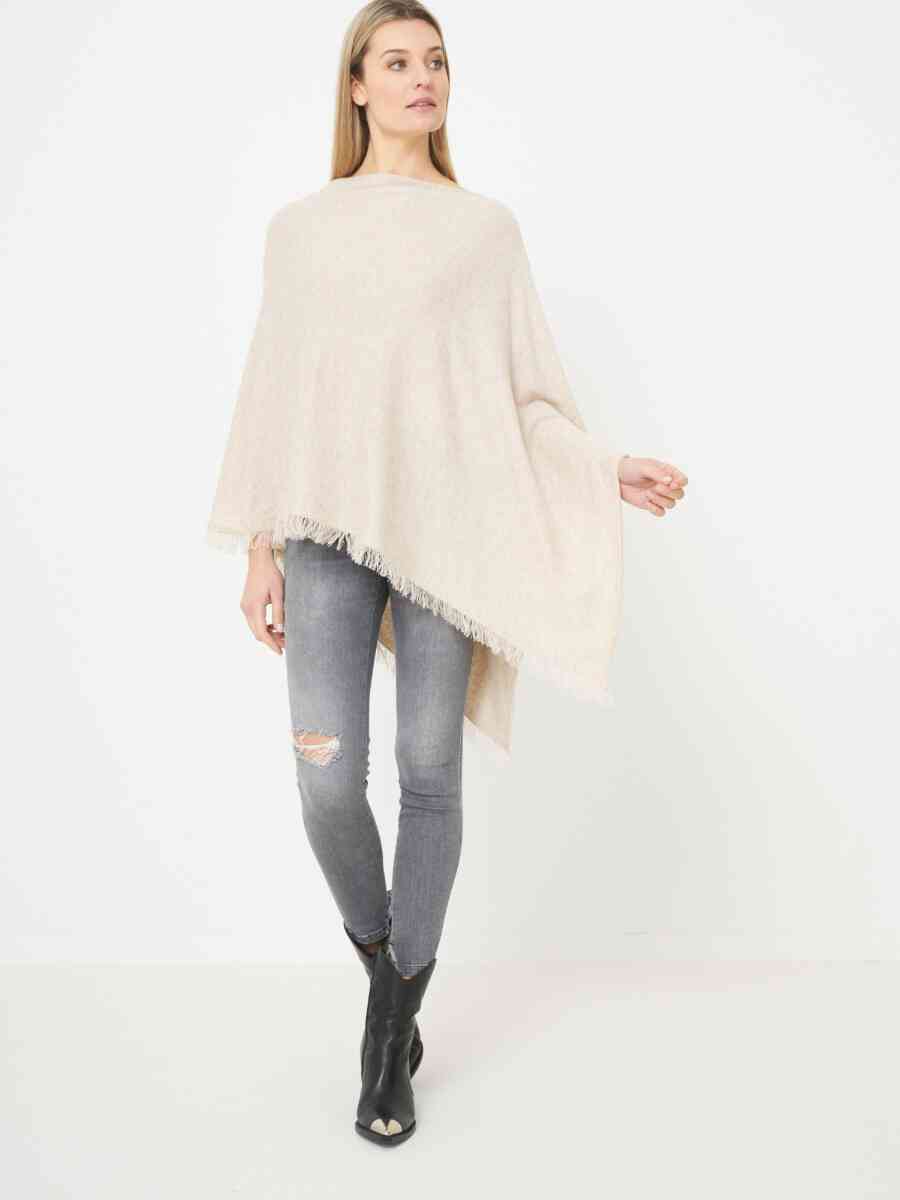 Cotton blend poncho with fine fringes image number 3
