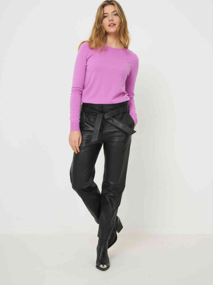Loose fit leather pants with waist band image number 4