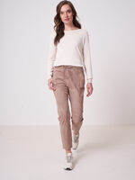 Suede leather pants with elastic waist image number 3