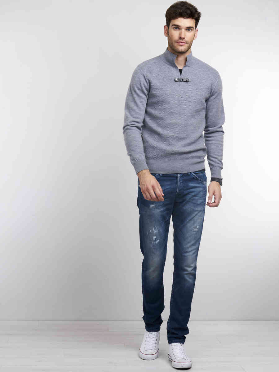 Men's half-zip sweater image number 0